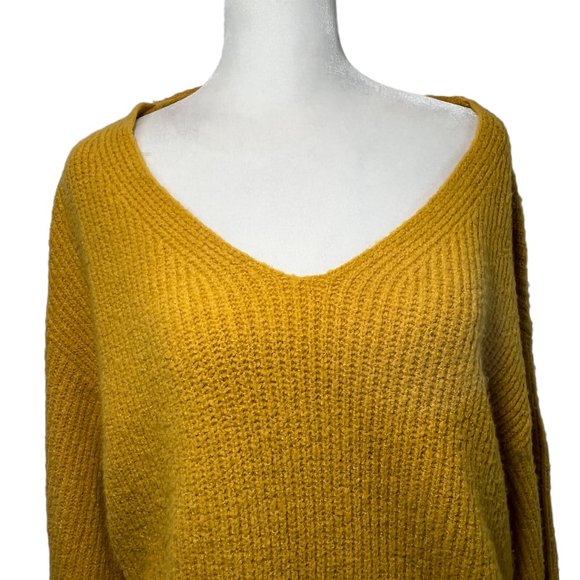 Like new LOU & GREY Mustard Yellow V-Neck Drawstring Side Sweater Size M… - Picture 9 of 9